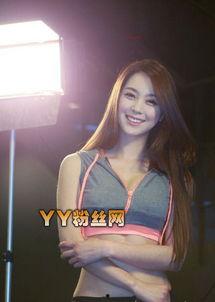 车模李雅个人资料,璀璨星途，时尚与才华并重的璀璨之星