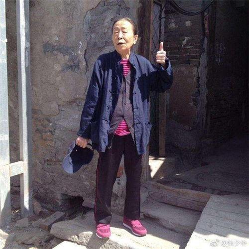 演员张少华的老公是谁,揭秘她与丈夫的甜蜜时光